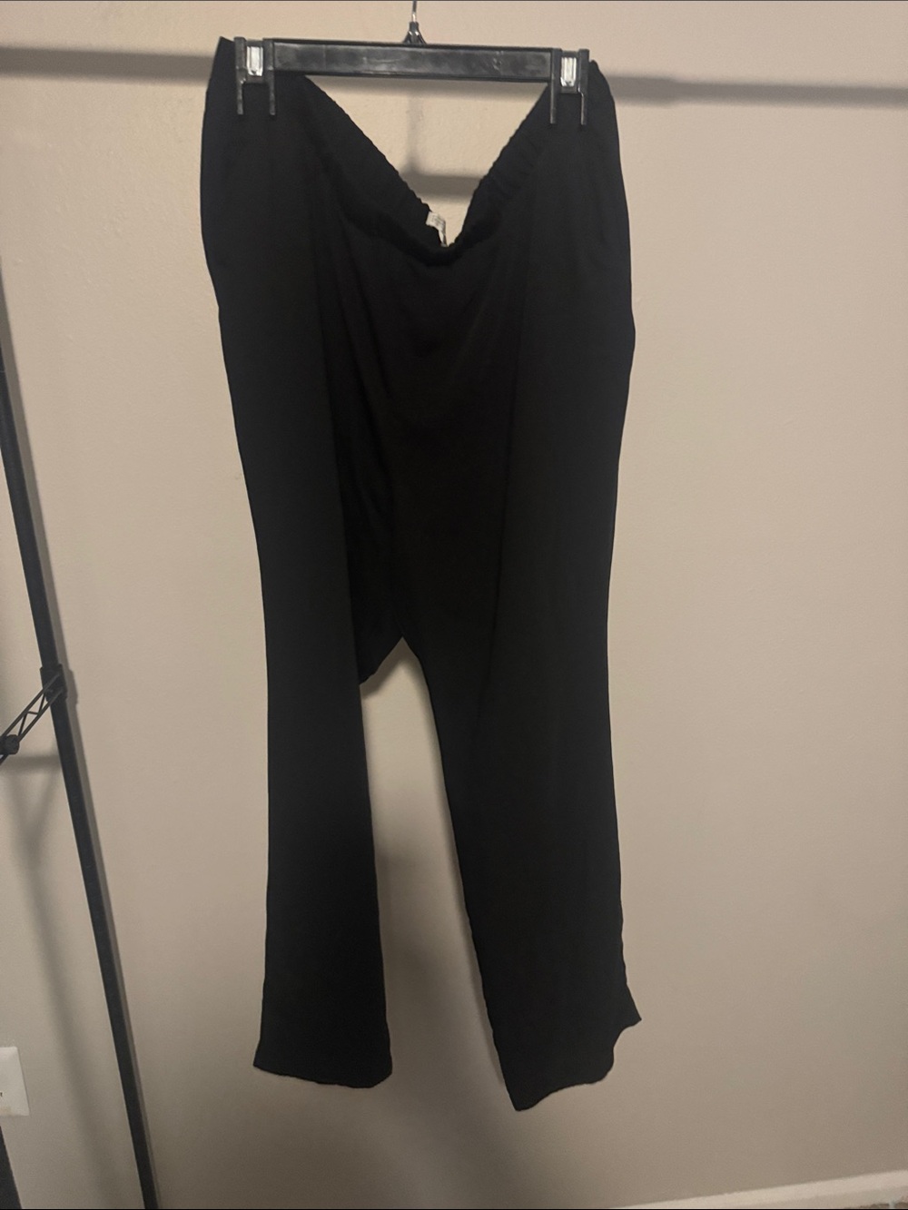 Dana Buchman Black Boot-Cut Pants with Flare